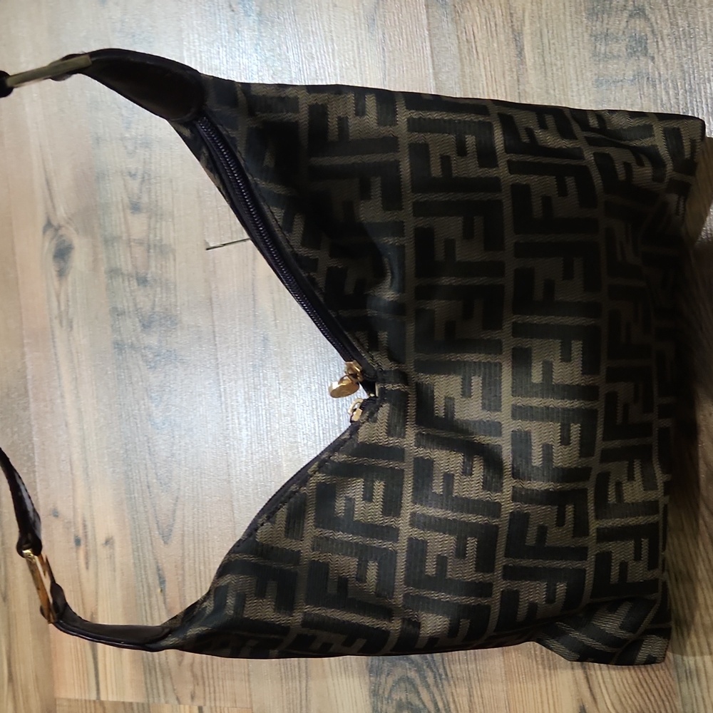 Fendi Hobo Bag - Picture 2 of 16